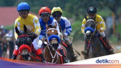 Adu Cepat di Lomba Pacu Kuda Wali Kota Bukittinggi Cup