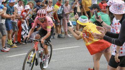 Ben Healy caught late on in Tour de France stage 14