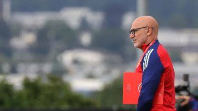 Spain make two changes, England one for Euro 2024 final