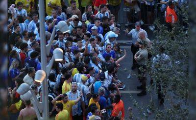 Crowd Chaos As Fans Kept Waiting Outside Copa America Final. See Pics, Videos