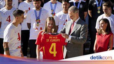 Raja Spanyol Apresiasi La Furia Roja: Warisan Kalian Amat Besar!