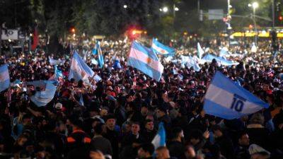 Argentina celebrate Copa América win without Lionel Messi - ESPN
