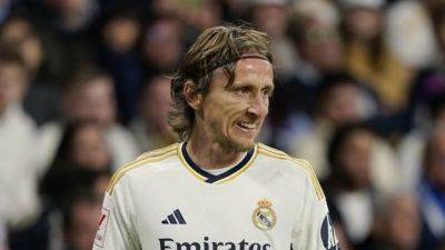 Modric extends Real Madrid contract until 2025
