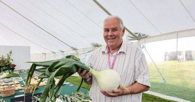 'I know my onions' - champion grower shares secrets to massive veg success at RHS Flower Show at Tatton Park