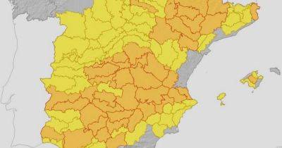 Brits warned of ‘44C heatwave’ in Spain ahead of school holidays