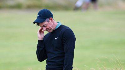 Rory McIlroy flops as Justin Thomas takes clubhouse lead at Open Championship