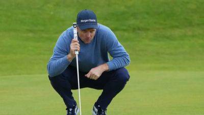 Rose rolls back the years at Troon