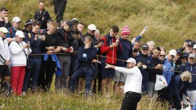 Lowry and Brown lead British Open