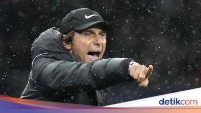 Antonio Conte - Diminta Ikut Chant Anti-Juve, Conte: Jangan Paksa Saya! - sport.detik.com