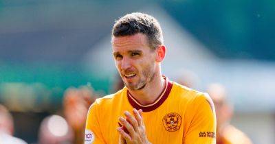How Paul McGinn proved Motherwell captaincy credentials after training ground whack from team mate
