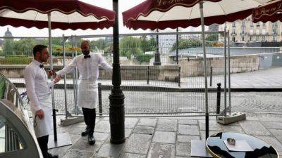 Paris restaurants struggle in Olympic security zones