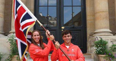 Who are the Team GB flag bearers at the Paris Olympics 2024 opening ceremony?