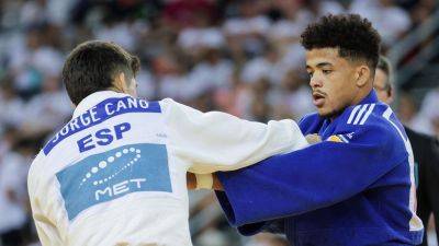 Algerian judoka faces investigation after missing weight before match against Israeli opponent