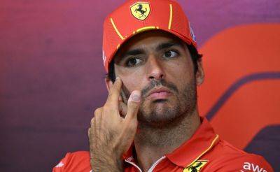 Carlos Sainz Ends Transfer Rumours, Joins Surprise Team For 2025 F1 Season