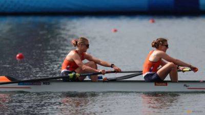 Rowing-Dutch fly into women's pairs final