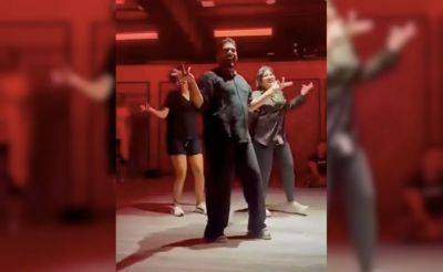 Did Muttiah Muralitharan Dance On 'Tauba Tauba' In Viral Video - Here's The Truth