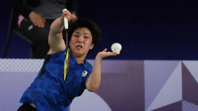 Badminton: Yamaguchi and Kim survive close calls in final group games