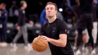 Steve Kerr - Sources - Grizzlies keep Luke Kennard in fold with $11M deal - ESPN - espn.com