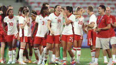 Olympic newsletter: Women's soccer team does it, Summer goes for another gold
