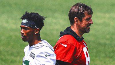 Jets' Aaron Rodgers and Garrett Wilson say their 'heated' discussions on sideline are much ado about nothing