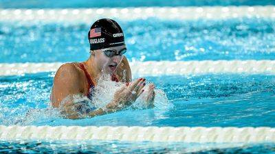 Paris La-Defense - Simone Biles - Katie Ledecky - USA's Kate Douglass wins 200M breaststroke final for first Olympic gold - foxnews.com - France - Usa - New York