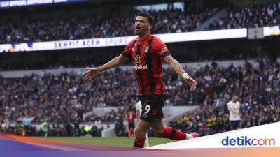 Sah! Tottenham Tuntaskan Transfer Solanke