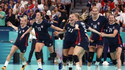 Handball-Norway crush France's dream take gold in women's final