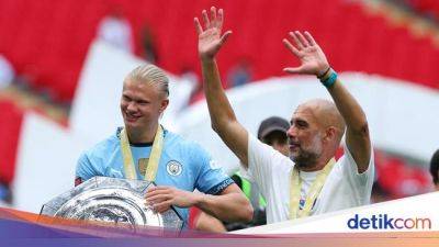 Jadon Sancho - Bernardo Silva - Jonny Evans - Pep Guardiola - Guardiola Tak Yakin City Sudah Siap Hadapi Musim Baru - sport.detik.com