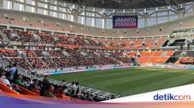 Kualitas Lapangan JIS Mendapat Kritikan - sport.detik.com