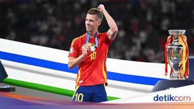 Dani Olmo Langsung Masuk Daftar Pembelian Termahal Barcelona