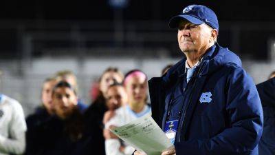 Anson Dorrance retires as North Carolina women's soccer coach - ESPN