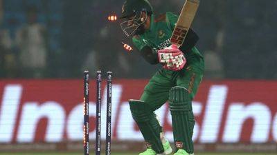 Bangladesh include five pacers for Pakistan test series