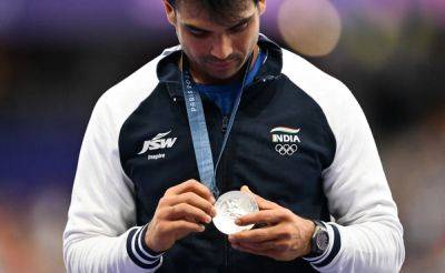 Paris Olympics - Neeraj Chopra - Asian Games - Paris Games - International - Jakub Vadlejch - Anderson Peters - Commonwealth Games - Arshad Nadeem - A Rs 52 Lakh Watch At Paris Olympics 2024? Neeraj Chopra's Accessory While Competing Sets Social Media Abuzz - sports.ndtv.com - India - Pakistan - Grenada