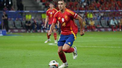 Liverpool target Martin Zubimendi opts to stay in Spain