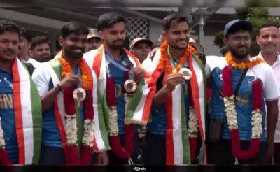 India's Hockey Heroes Return Home From Paris Olympics With A Grand Welcome At Airport