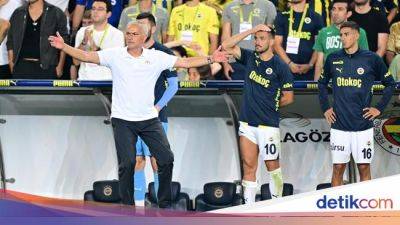 Fenerbahce-nya Jose Mourinho Langsung Gagal ke Liga Champions