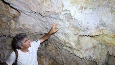 In Sicily's karstic caves drought is re-writing the island's history - euronews.com - Greece