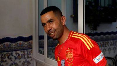 Father of Spain soccer star Lamine Yamal stabbed, report says