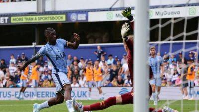 Tottenham suspend Bissouma over nitrous oxide video