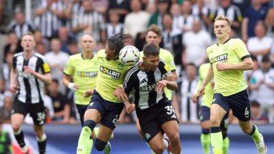 Joelinton secures victory for 10-man Newcastle over Southampton