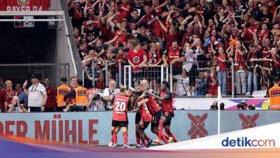 Bayer Leverkusen - Lukas Hradecký - Piala Super Jerman: Leverkusen Juara Usai Kalahkan Stuttgart - sport.detik.com