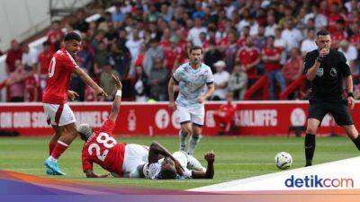 Nottingham Forest - Antoine Semenyo - Liga Inggris - Ngeri! Danilo Alami Patah Engkel usai Salah Mendarat - sport.detik.com