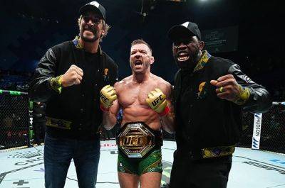 Siya Kolisi - Eben Etzebeth - Sean Strickland - Du Plessis - Israel Adesanya - WATCH | Bok stars Etzebeth, Kolisi go 'crazy' celebrating Dricus du Plessis' UFC win - news24.com - Usa - Australia - New Zealand - Nigeria - Israel