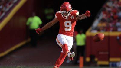 Louis Rees-Zammit shows versatility in home debut for Kansas City Chiefs