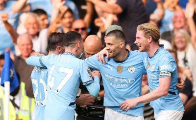 Manchester City Beat Chelsea To Start Premier League Title Defence