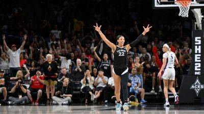 Candace Parker - Sylvia Fowles - Angel Reese - Aces' A'ja Wilson breaks own WNBA record with 17th 20-10 game - ESPN - espn.com - Los Angeles