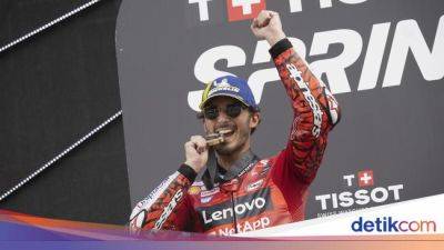 Valentino Rossi - Francesco Bagnaia - Jorge Martín - Franco Morbidelli - Marco Bezzecchi - Celestino Vietti - Petuah Rossi Berbuah Kemenangan Bagnaia di MotoGP Austria 2024 - sport.detik.com - Austria