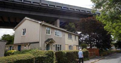 'We live under a motorway - we can't open our windows or sit in our garden' - manchestereveningnews.co.uk
