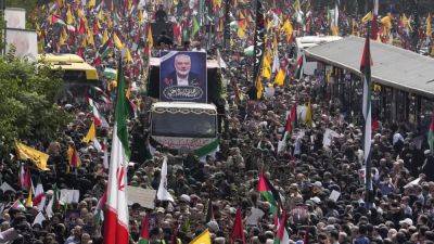 Antony Blinken - Iran's supreme leader prays over coffin of Hamas leader Haniyeh - euronews.com - Usa - Mongolia - Iran - Israel - Palestine