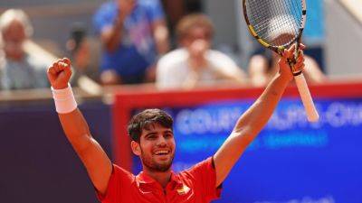 Carlos Alcaraz - Roland Garros - Dominant Carlos Alcaraz cruises into Olympic men's tennis final - ESPN - espn.com - France - Spain - Usa